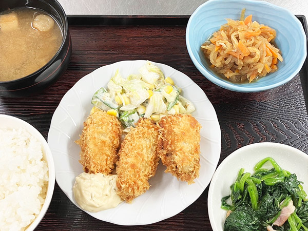 やどまろ荘の食事3